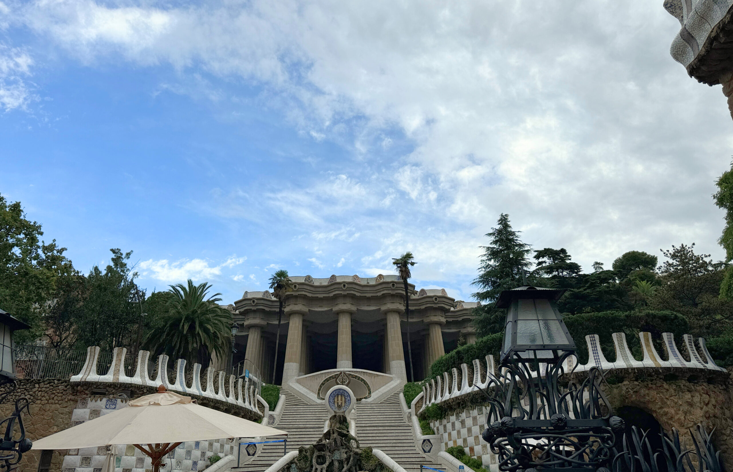 グエル公園　正面
